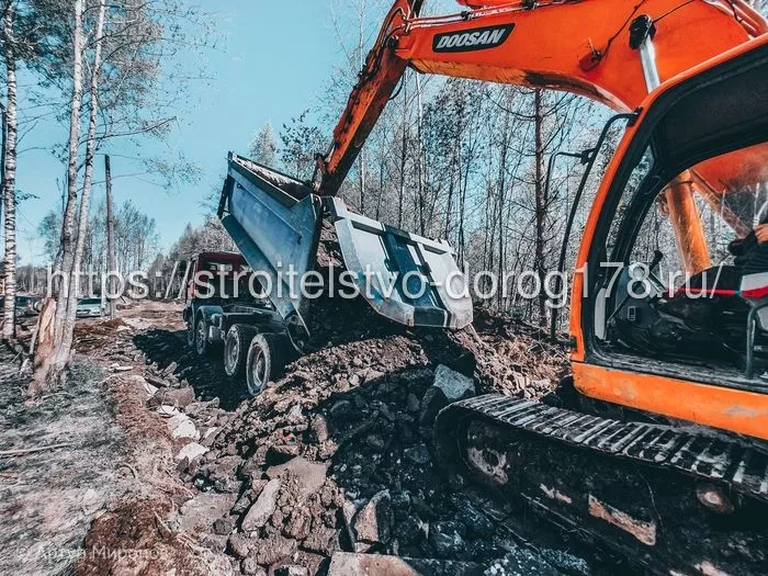 Обустройство дороги и отсыпка участка