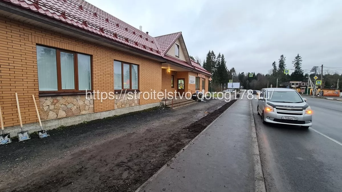 Благоустройство пешеходной зоны у аптеки в Агалатово