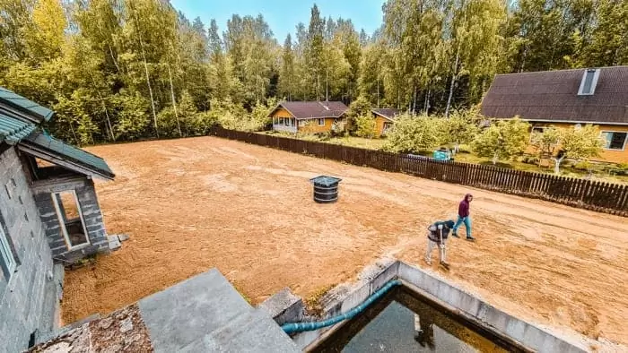 Отсыпка участка, благоустройство