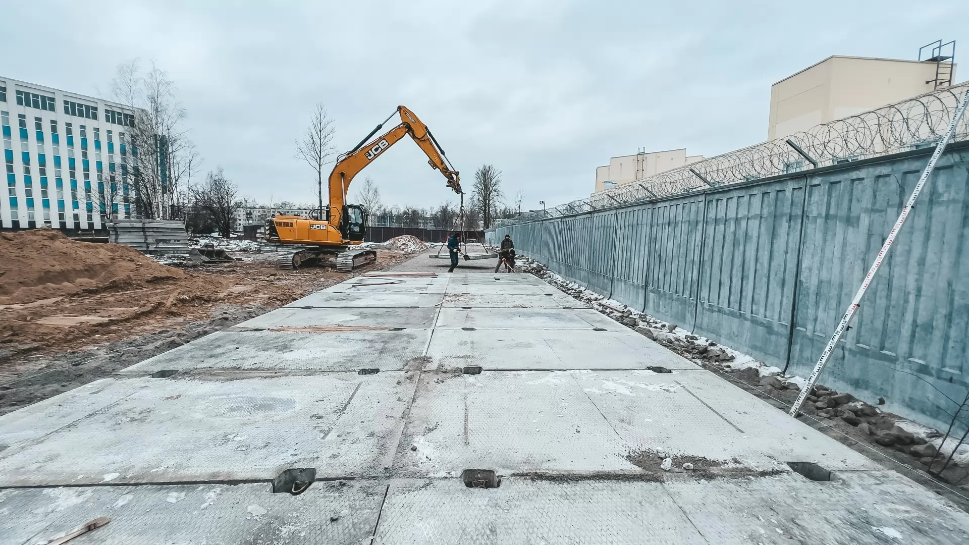 <h1>Монтаж дорожных плит</h1>